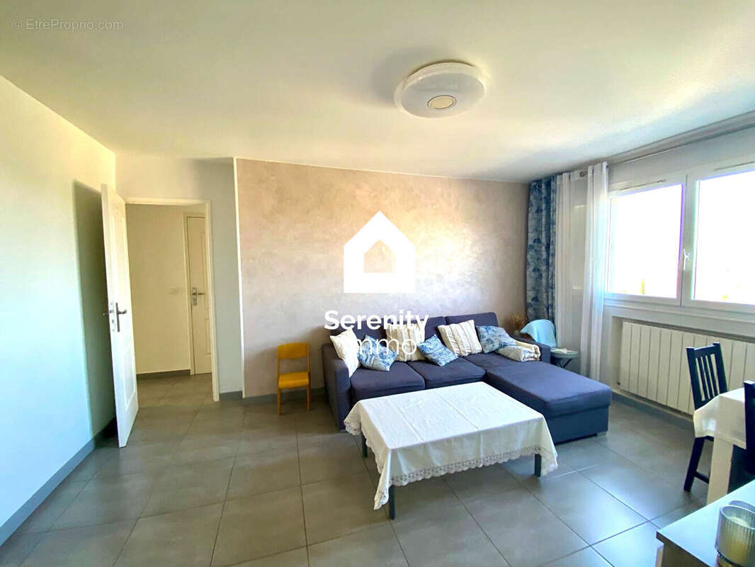 Appartement à MARSEILLE-15E