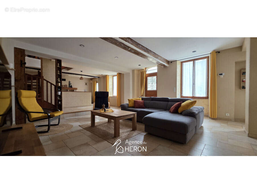 Maison à COURLON-SUR-YONNE