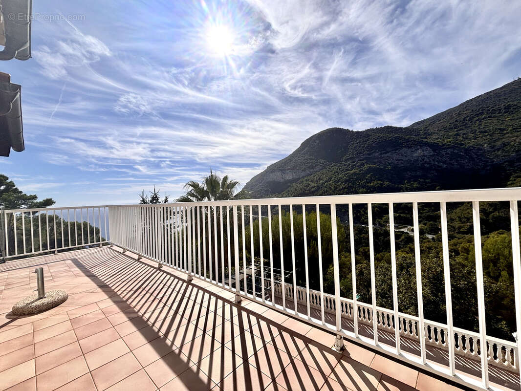 Maison à ROQUEBRUNE-CAP-MARTIN