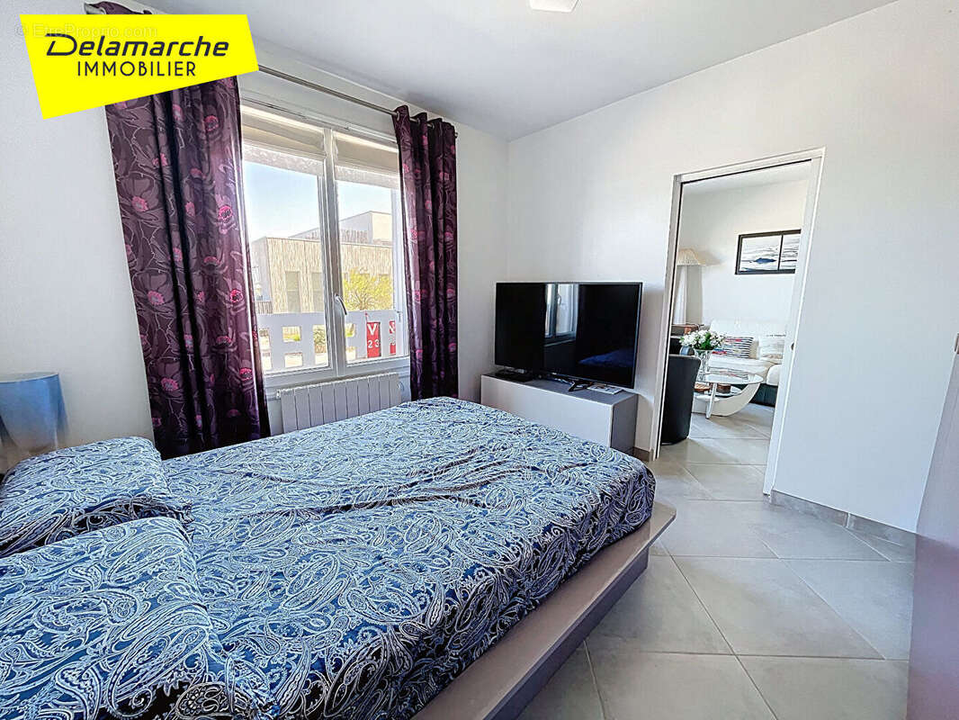 Appartement à DONVILLE-LES-BAINS