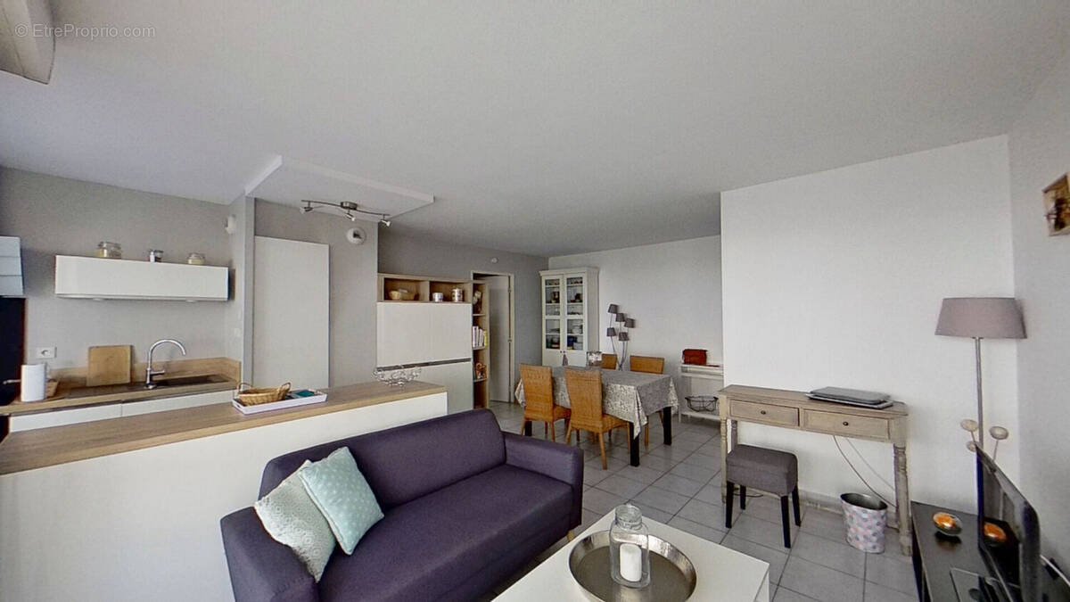 Appartement à LYON-8E