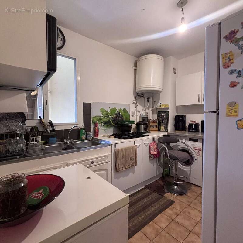 Appartement t3 montgaillard – saint-denis 97400 - photo 3