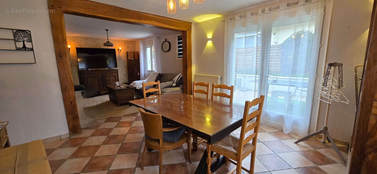 Maison à JANVILLE