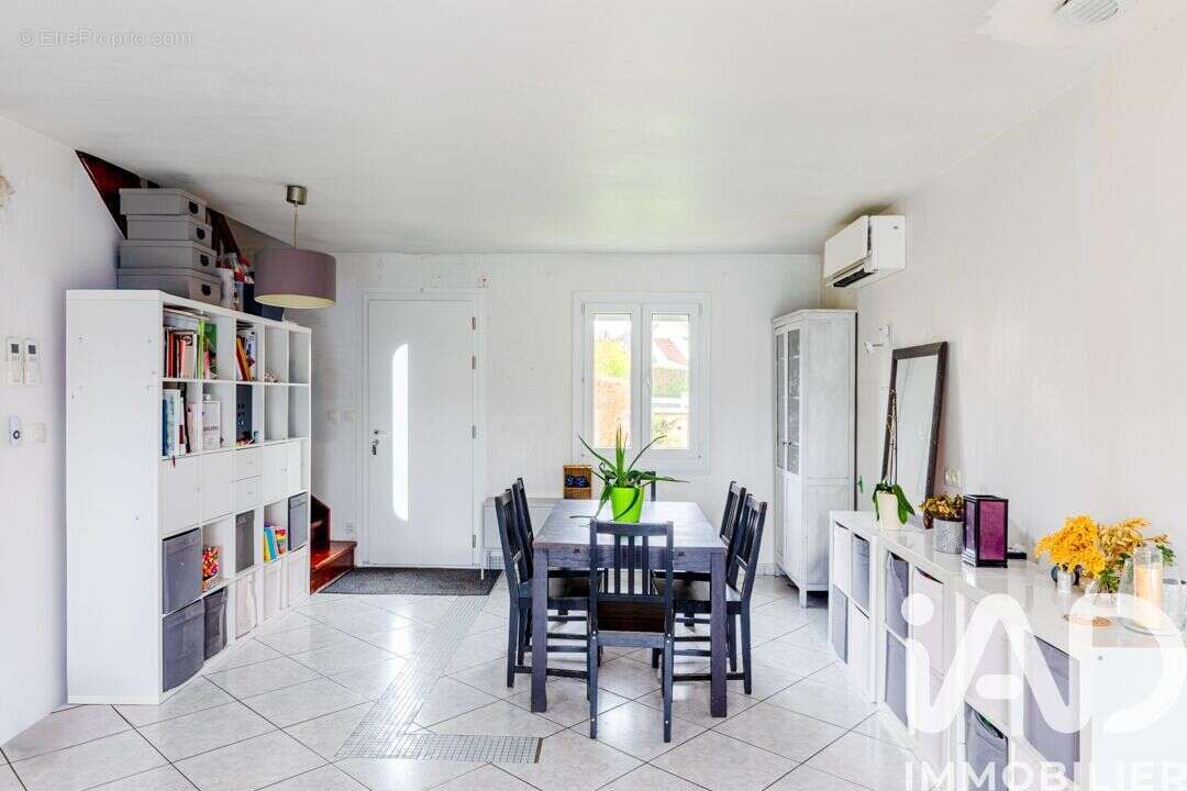 Photo 4 - Maison à OSNY
