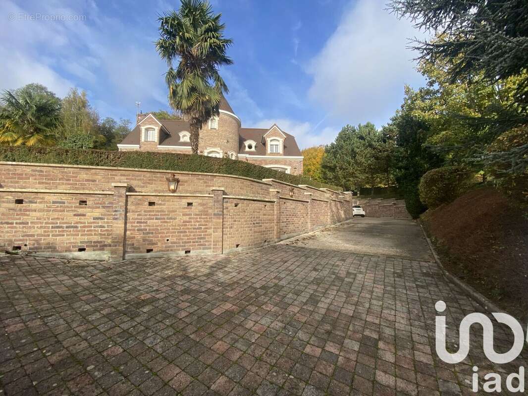 Photo 2 - Maison à COMPIEGNE
