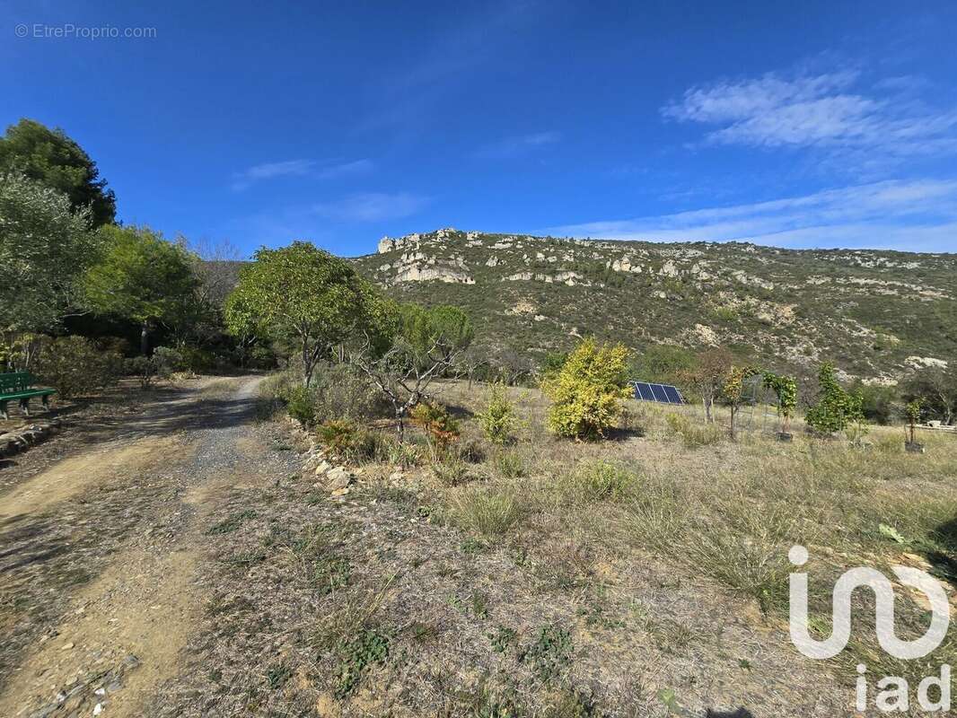 Maison 115 m² à Villeneuve-Les-Corbieres  - photo 4