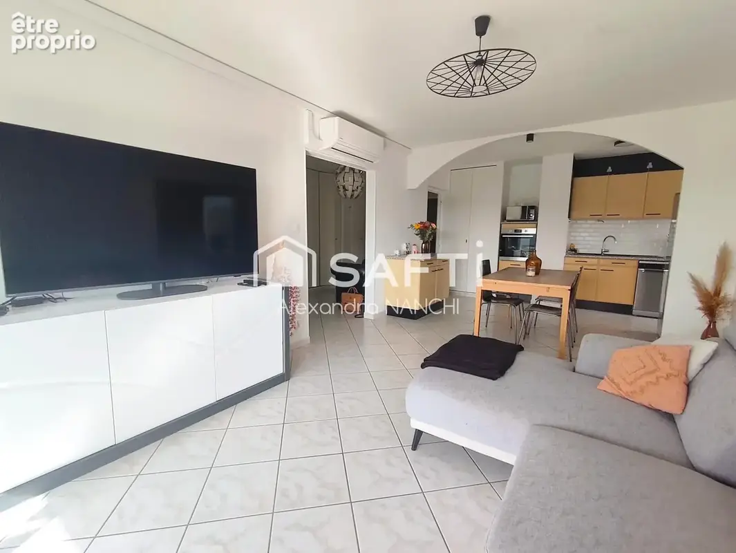 Photo 1 - Appartement à LAGNIEU