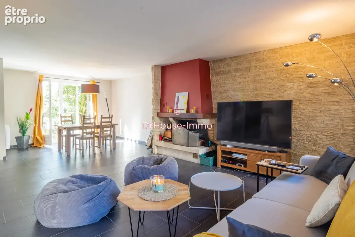 Maison 8 pièces 155 m² à vendre à Mezieres-Sur-Seine (78970) - photo 4