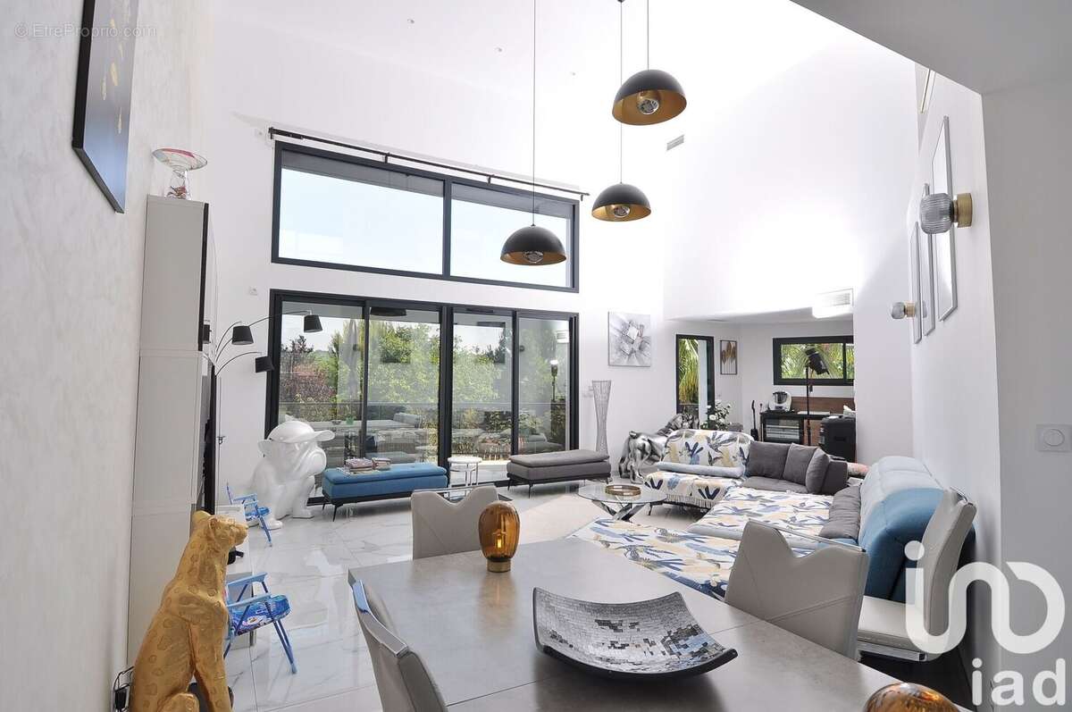 Photo 9 - Maison à CLARENSAC