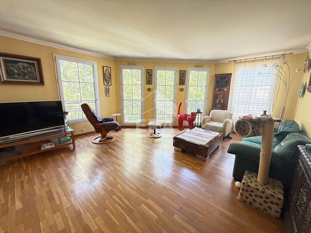 Appartement à MAISONS-ALFORT