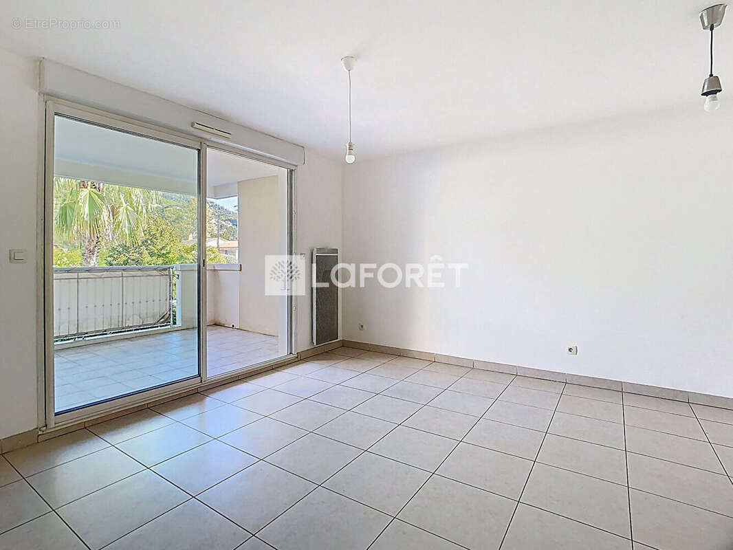 Appartement à LA VALETTE-DU-VAR