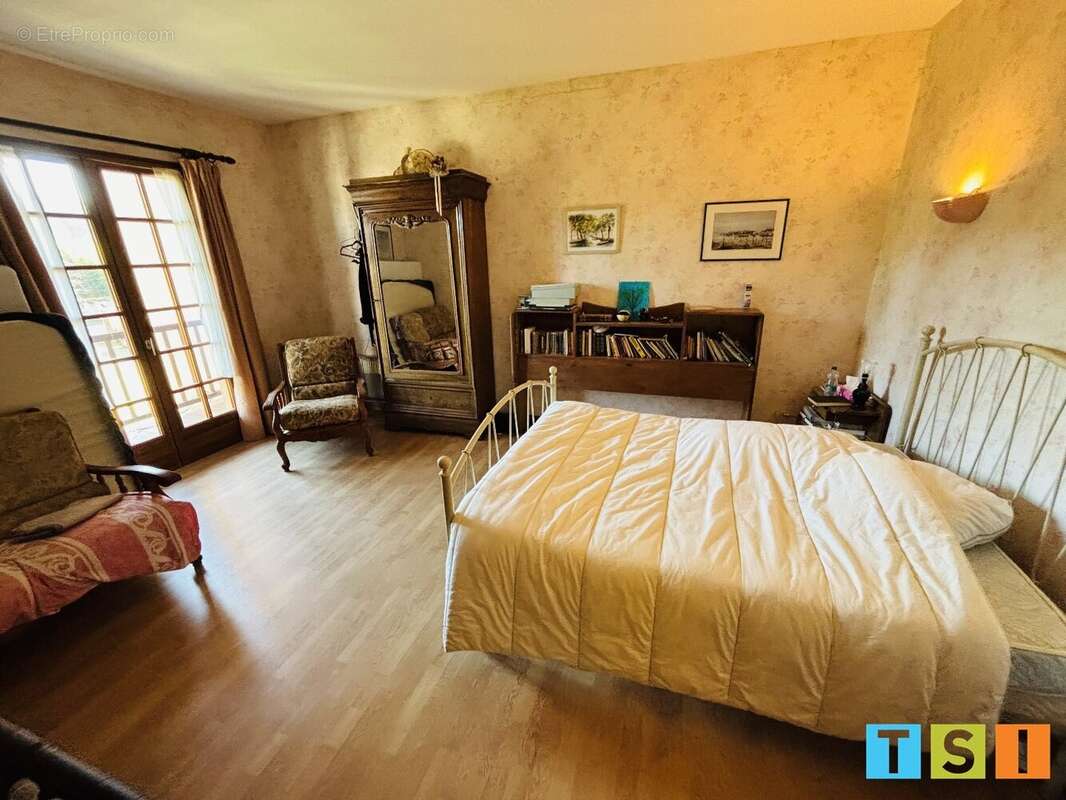 Maison à POINTIS-INARD