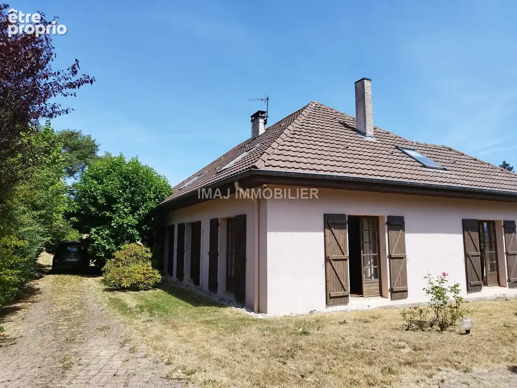 EXCLUSIVITÉ   225 m2, 6 chambres et + de 7 000 m2 de terrain ! - photo 1