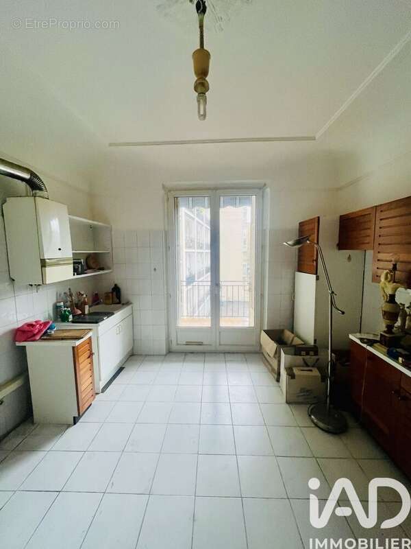 Appartement 93 m² à Marseille-8e  - photo 4
