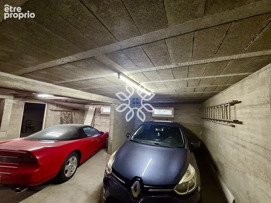 Brioude   maison familiale 206 m2   4 chambres   terrain 1 043 m2   grand garage - photo 22