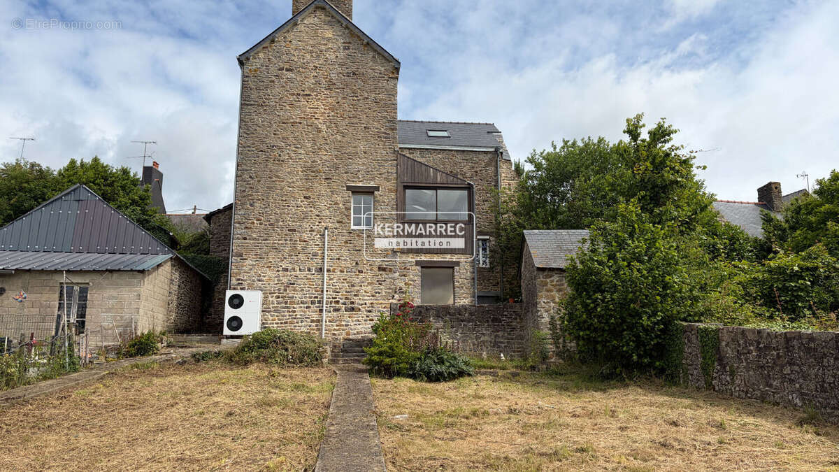 Maison à BALAZE