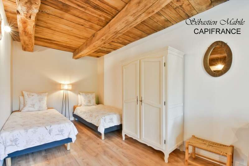 Chambres d'hôtes et gîte à vendre en Bretagne 9 pièces SOUGEAL (35) en Baie du Mont Saint Michel - Terrrain de 2200 M² - photo 28