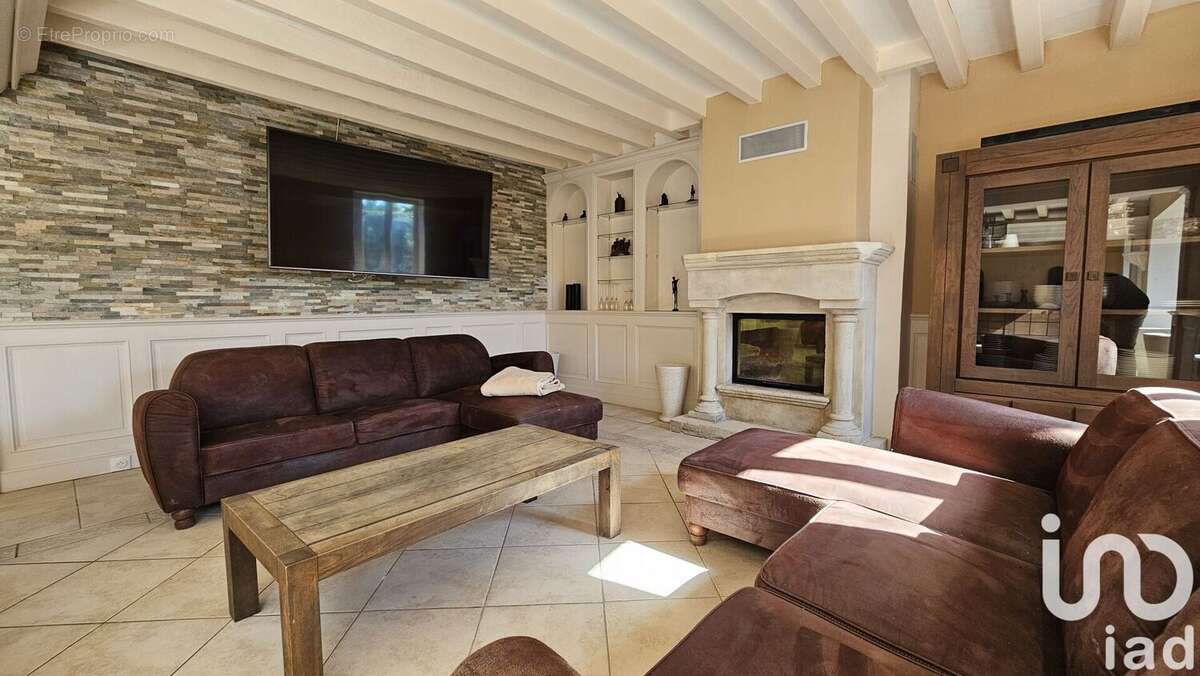 Photo 8 - Maison à CHATENAY-SUR-SEINE