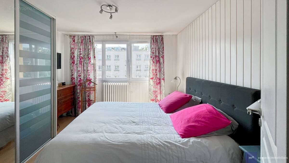 Appartement à ISSY-LES-MOULINEAUX