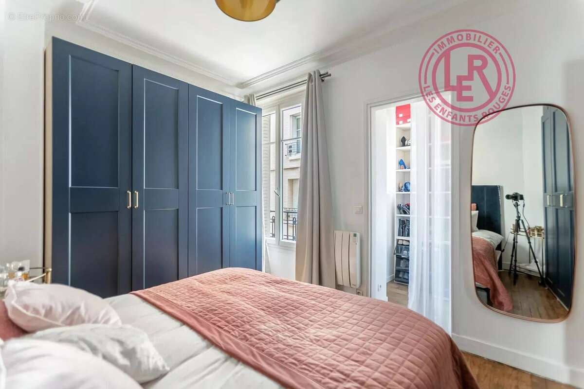 Appartement à PARIS-15E