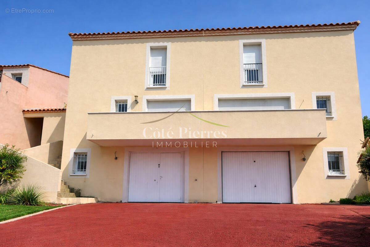 Maison à NIMES