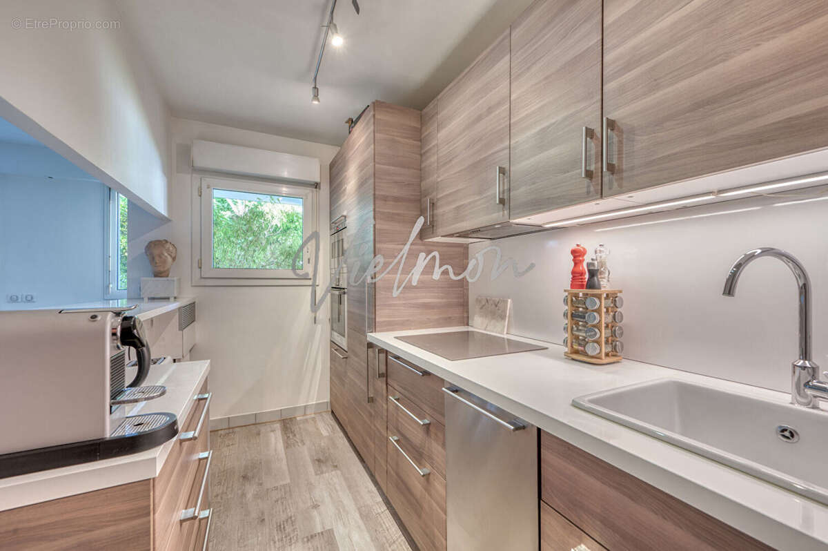 Appartement à ISSY-LES-MOULINEAUX