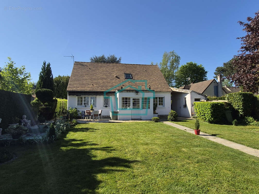 Maison à JOUARS-PONTCHARTRAIN