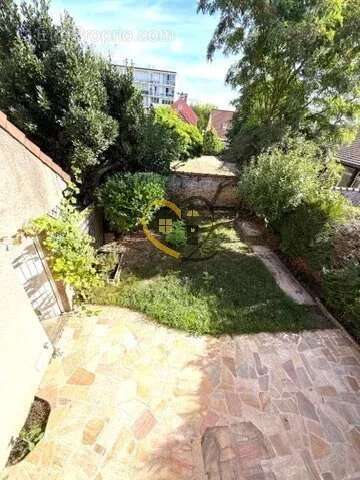 Maison familiale 9 pièces – 155 m² – Centre historique de Fontenay-le-Fleury (proche Versailles) - photo 21