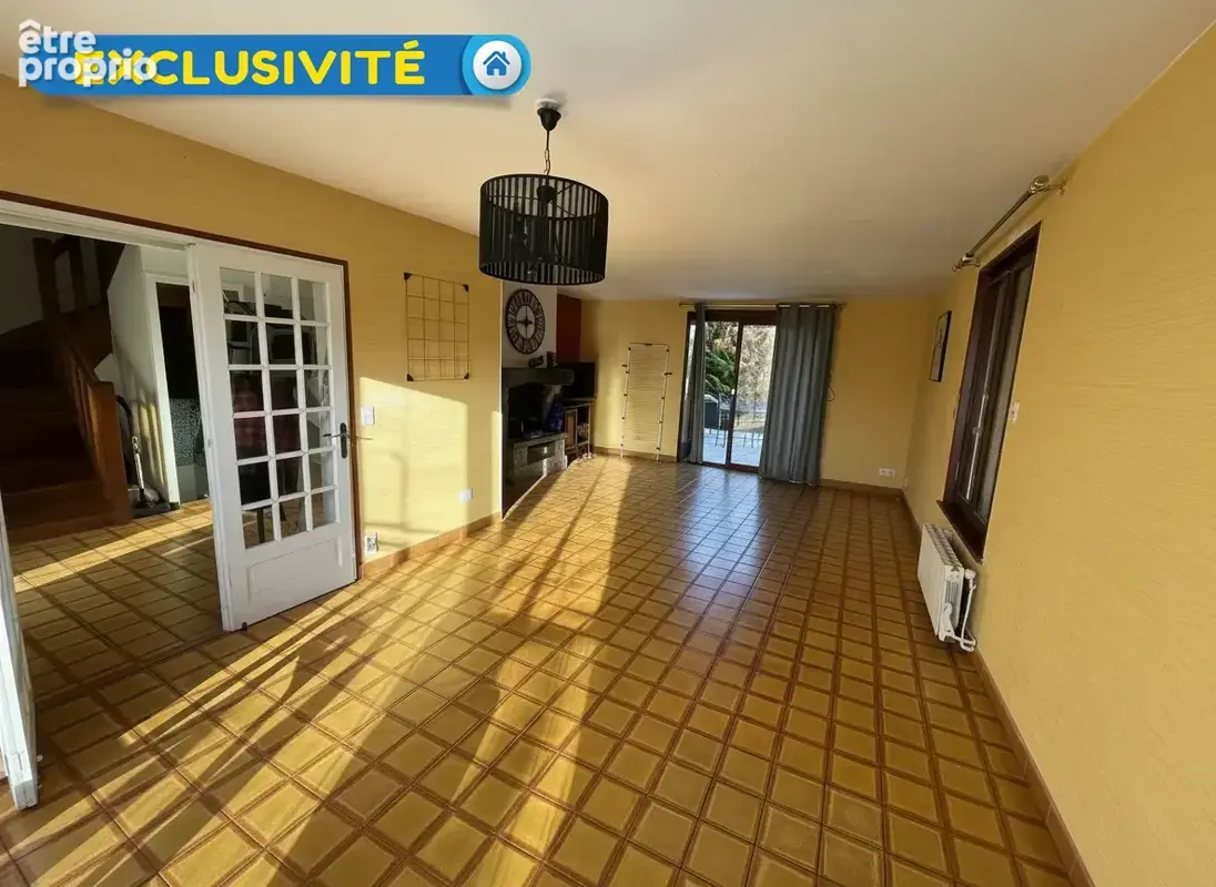 EXCLUSIVITE ! Maison d'architecte d'environ 186 m2 proche des bords de Loire ! - photo 4