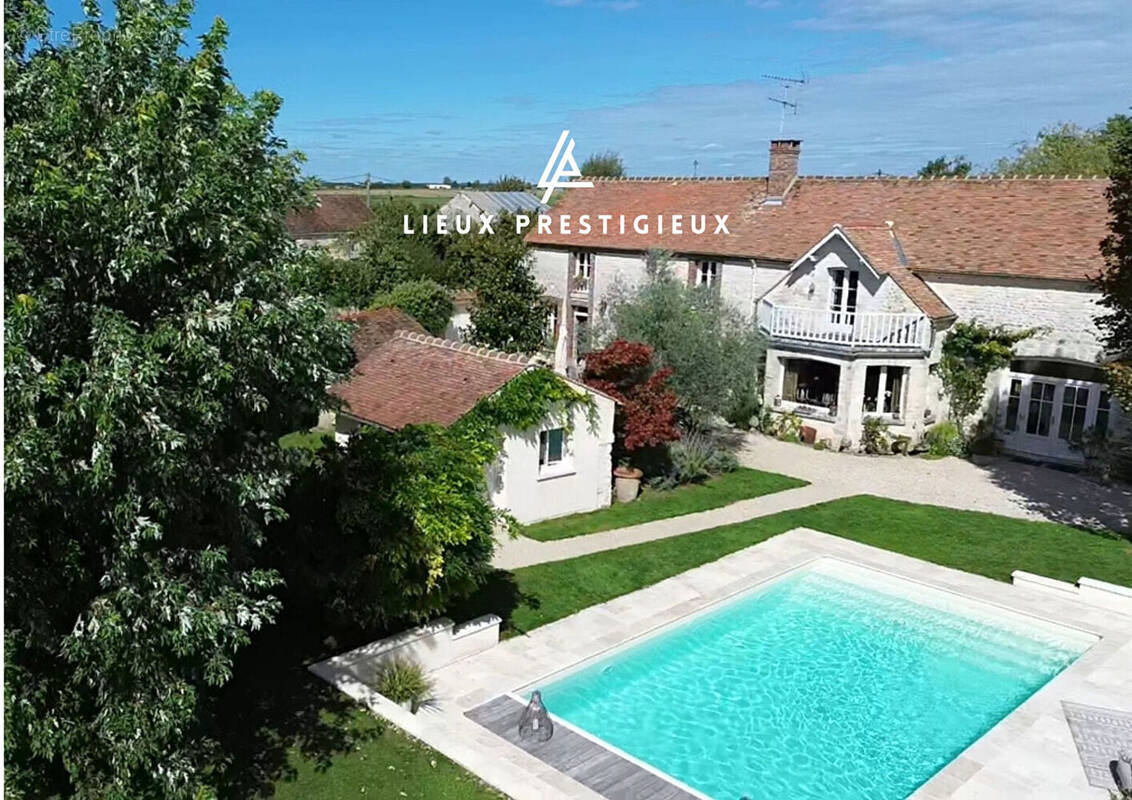 Maison à FONTAINEBLEAU