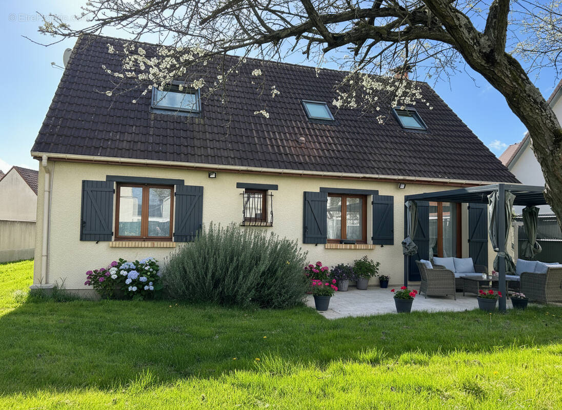 Maison à CHARTRES