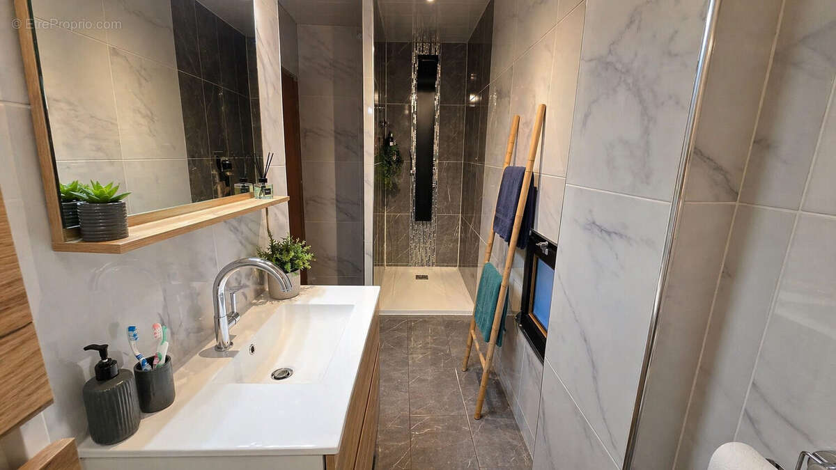 Appartement 149 m² à Messery  - photo 9