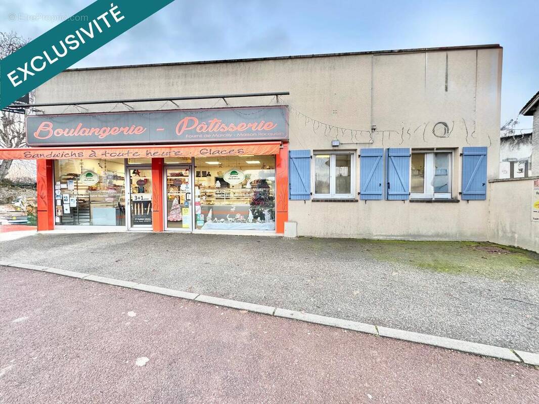 Photo 1 - Commerce à HOUDAN