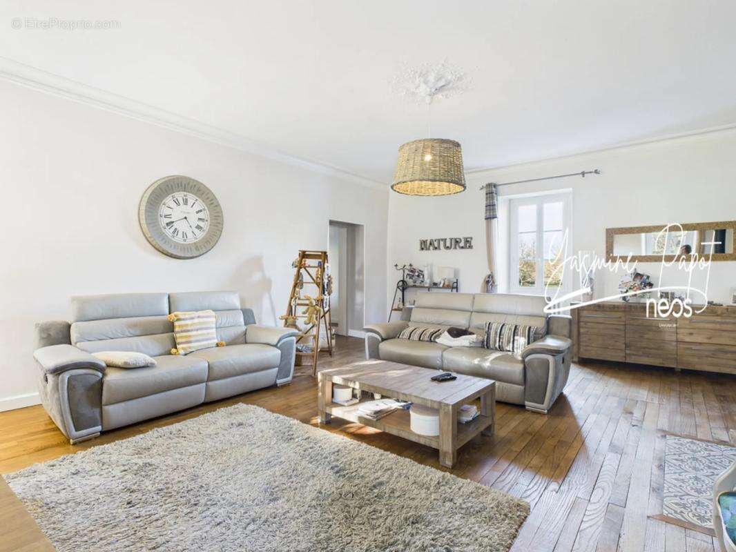 Maison à SAINT-MARTIN-DE-SAINT-MAIXENT