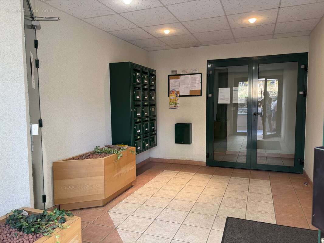 Exclusivité – appartement t3 de 70 m² avec terrasse, parking et cave – besançon, secteur bouloie - photo 9