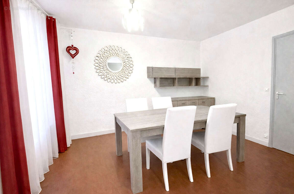 Appartement à SEPTEMES-LES-VALLONS