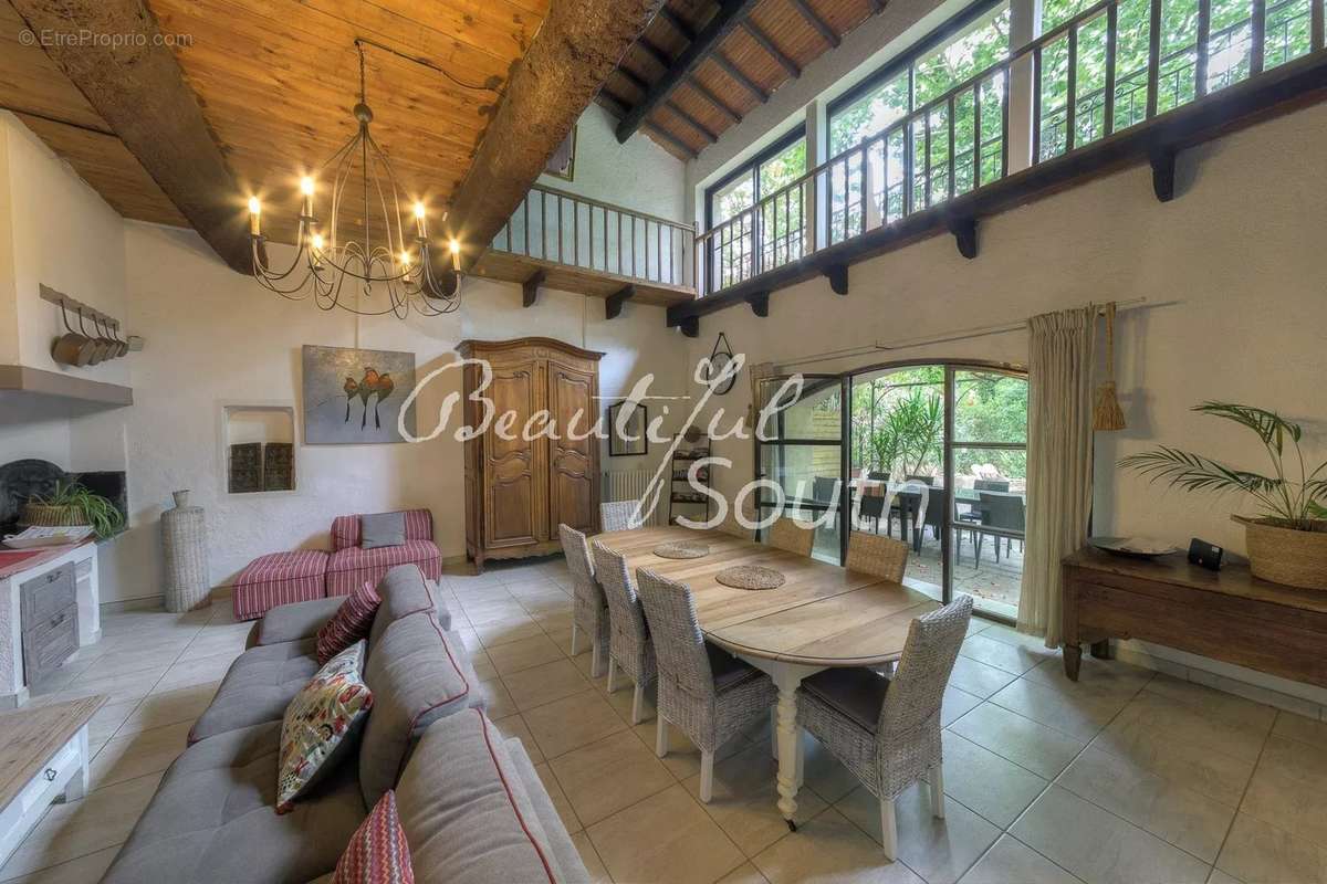 Sublime propriete, maison de maitre + gites, domaine de 11 hectares, narbonne - photo 16