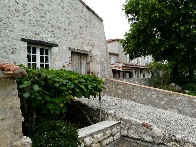 Ensemble de carractere - photo 49