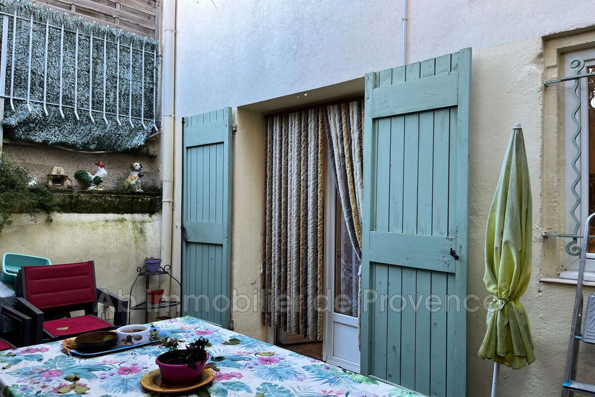 Appartement à ROGNES