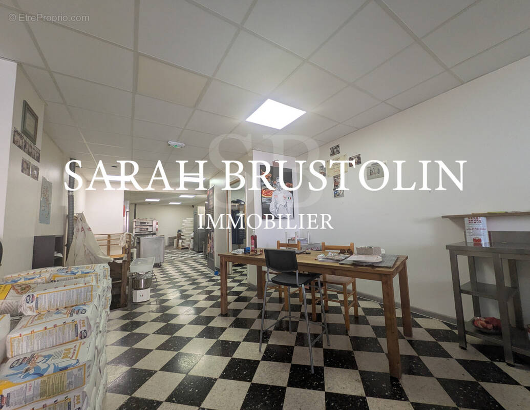 Commerce à MEYRARGUES