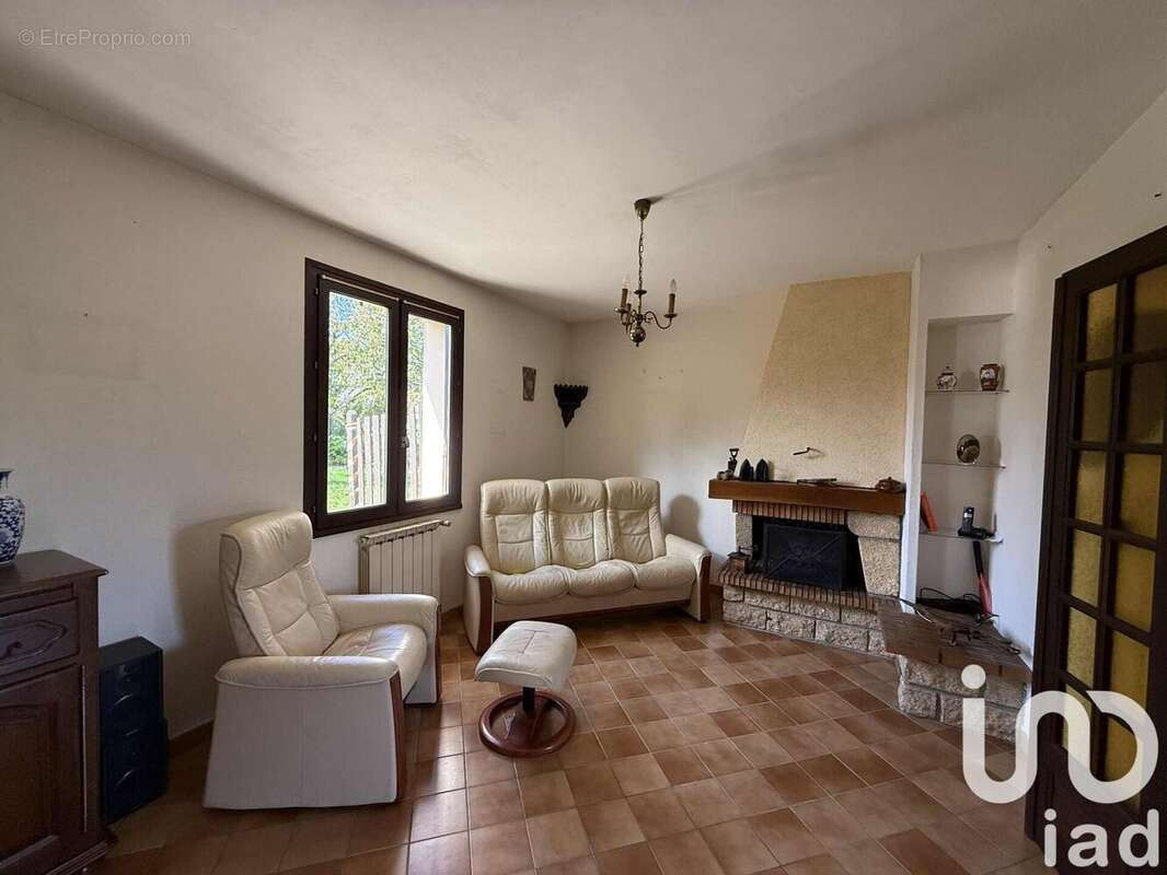 Photo 8 - Maison à YZEURE