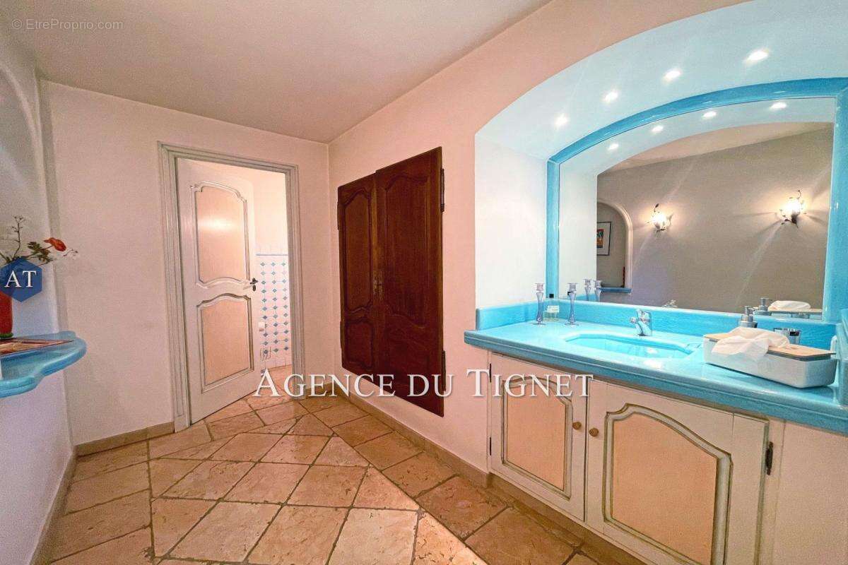 Maison à SPERACEDES