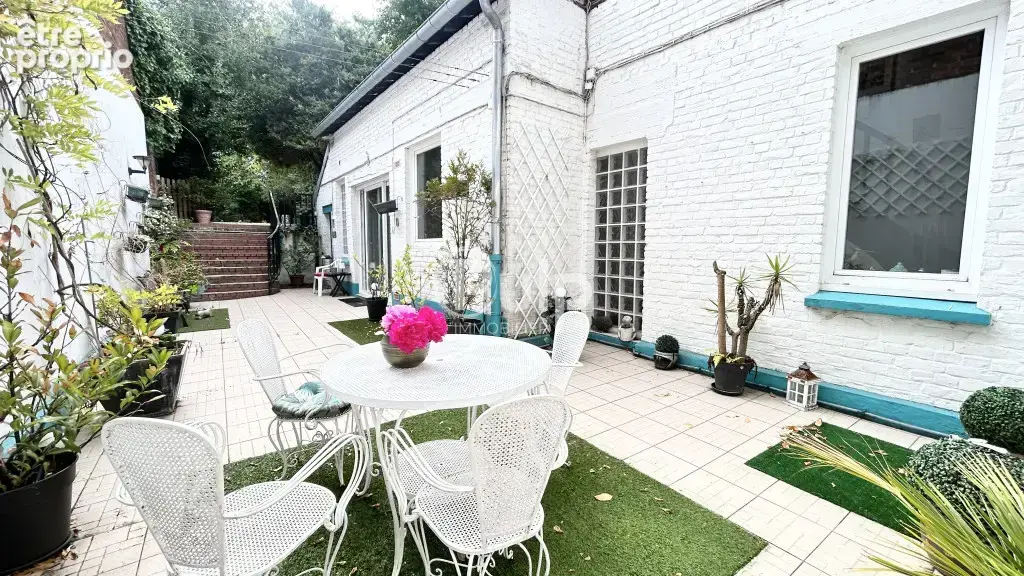 Maison bourgeoise, 150m2 , 4 chambres +bureau , jardin , garage - photo 11