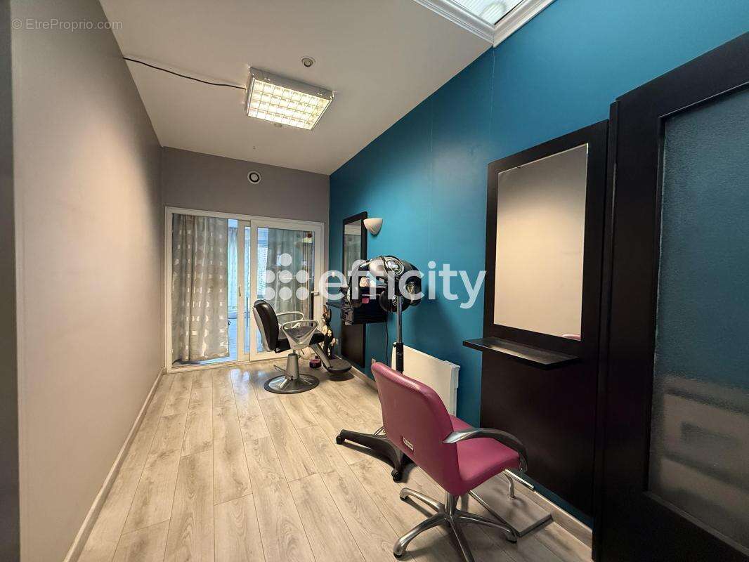 Commerce à PERENCHIES