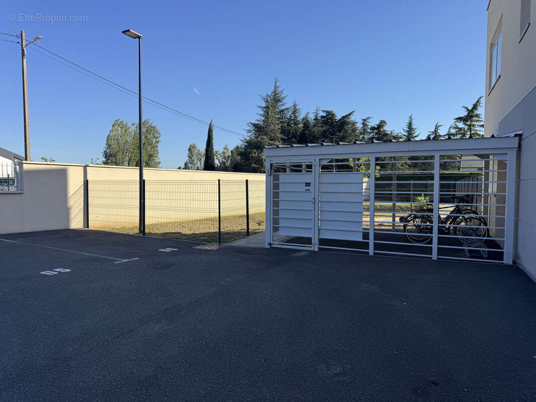 Appartement à PIERRELATTE