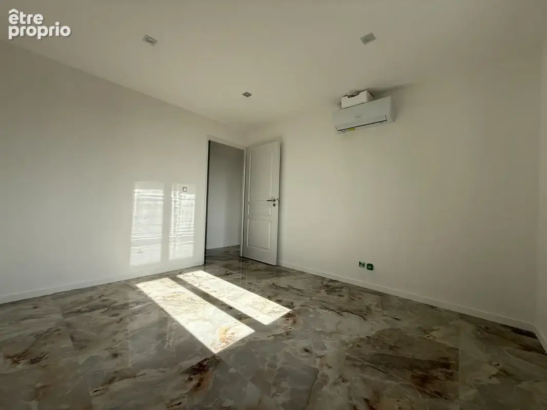 Maison à vendre 4 pièces TOULON (83) - photo 9