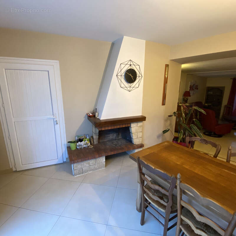 Maison à POUZAUGES