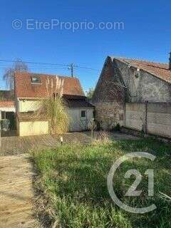 Maison à ESTREES-SAINT-DENIS