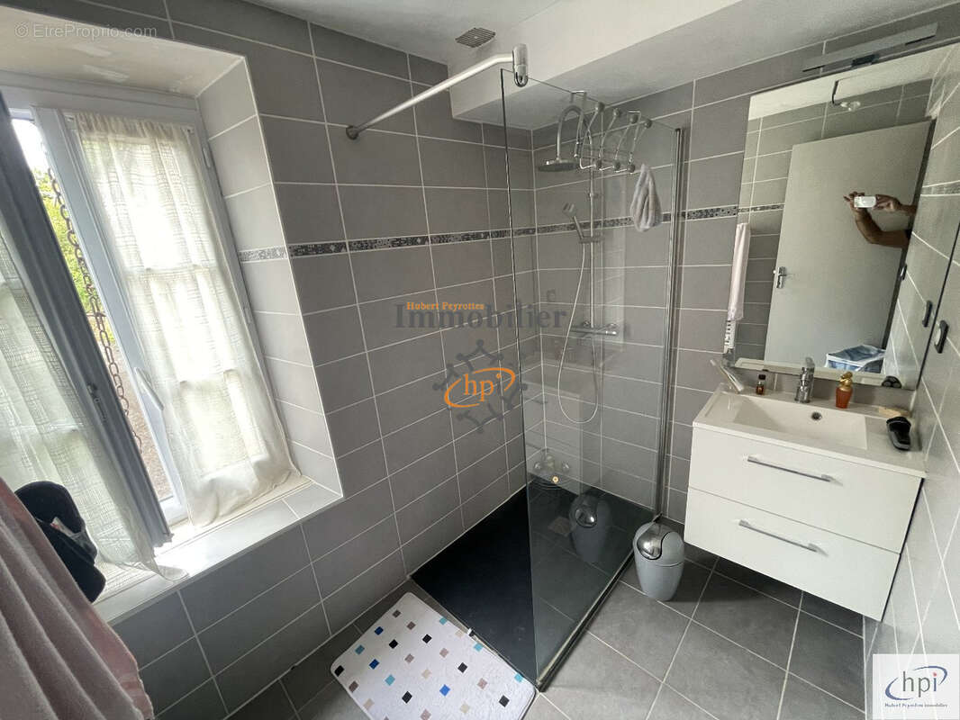 Vente maison avec terrasse, dépendances et terrain non attenant Saint sernin sur Rance - photo 11