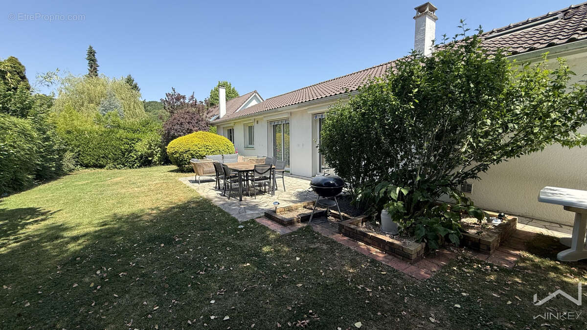 Maison à PLAISIR